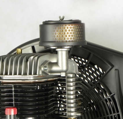 Filtro de entrada de grandes dimensões concebido para reduzir o ruído e otimizar o desempenho do compressor.